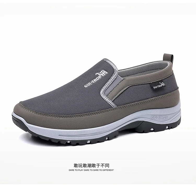 Loafers Men Sneakers Mesh Breathable Non-Slip Slip On Vulcanized Shoes Soft Sole Solid Color Comfortable Water Shoes