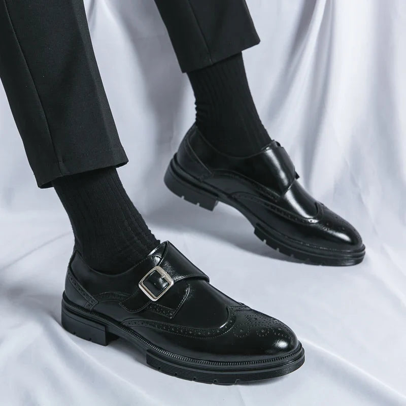 Fashion Formal Wedding Shoes Men Trend Casual Business Leather Shoes For Men High Quality Social Brogues Leather Shoes Male