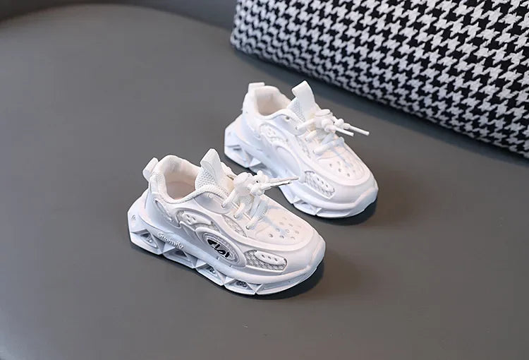 New LED Child Trainers 1-8Years Old Boy Girl Tennis Shoe Sport Shoe for Toddlers Glowing Kid Sneakers Kids Shoe