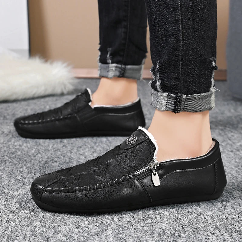 Winter Leather Men Casual Shoes Plush Warm Comfortable Loafers Lightweight Mens Driving Shoes Slip-on Mens Lazy Shoes Moccasins