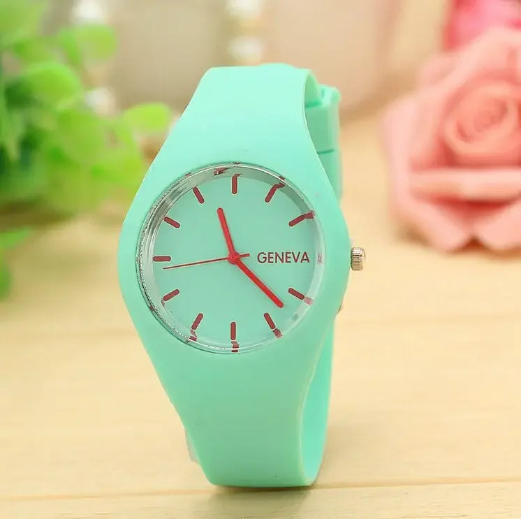Women's Watches Famous Brand Quartz Watch Women Fashion Casual Sports Silicone Wristwatch Hot Kobiet Zegarka