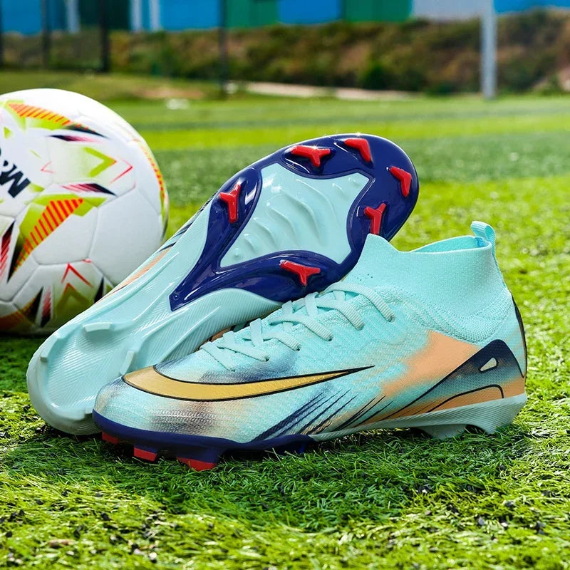 New Men Football Boots Adult Society Original Indoor Professional Women Soccer Shoes Unisex Ultralight Football Shoes Sneakers