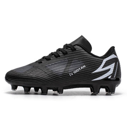 Personalized and fashionable children's sports football shoes, comfortable and breathable indoor and outdoor sports shoes