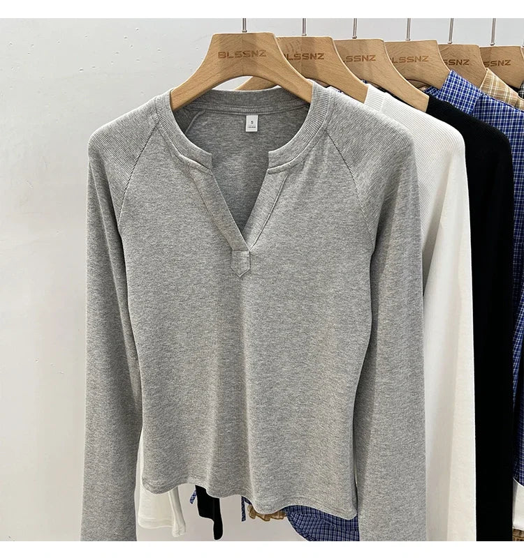 2026 Women's Basic Style Slim Fit V-Neck Long Sleeve T-Shirt Korean Style Versatile Simple Base Layer Top Casual Tee for Women