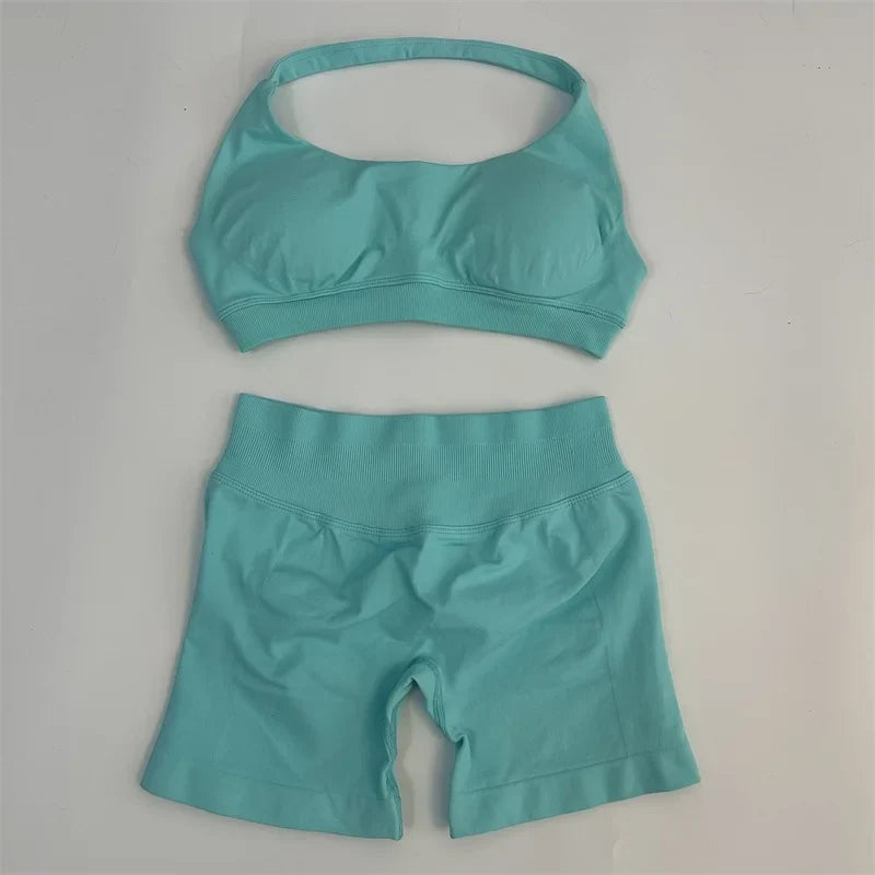Yoga Shorts Set Seamless Yoga Set Workout Scrunch Shorts Sets Halter Sports Bra Scrunch Shorts Fitness Clothes Gym Suit