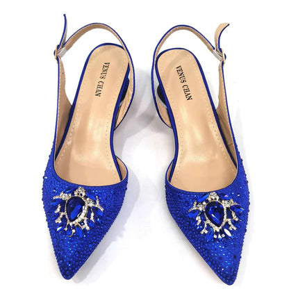 Sandálias Azul Royal Femininas Scarpin de Luxo Salto Médio Design de Strass Sapatos e Bolsas para Festa