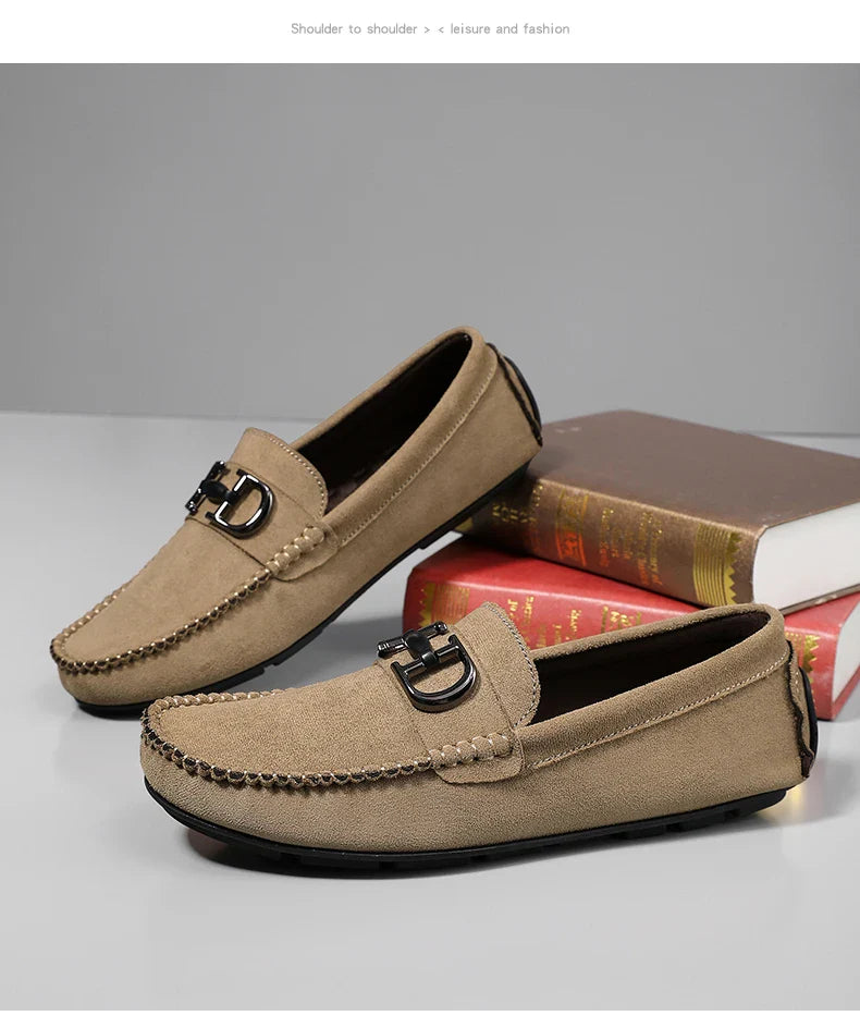 The 2025 new men's soft-soled comfortable casual shoes are versatile Lazy people can wear them on one foot Size 46 size 47