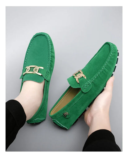 Sapatos Masculinos 2025 Novos Feitos à Mão Gorro Sola Macia Slip-On Casual Sapatos Preguiçosos Respiráveis ​​Trbottomy Mais Fáceis de Combinar Tamanho Grande