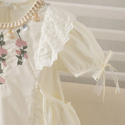 Sweet and Cute Girl Casual Round Neck Flower Embroidery Bubble Sleeve Princess Dress Birthday Party Summer New