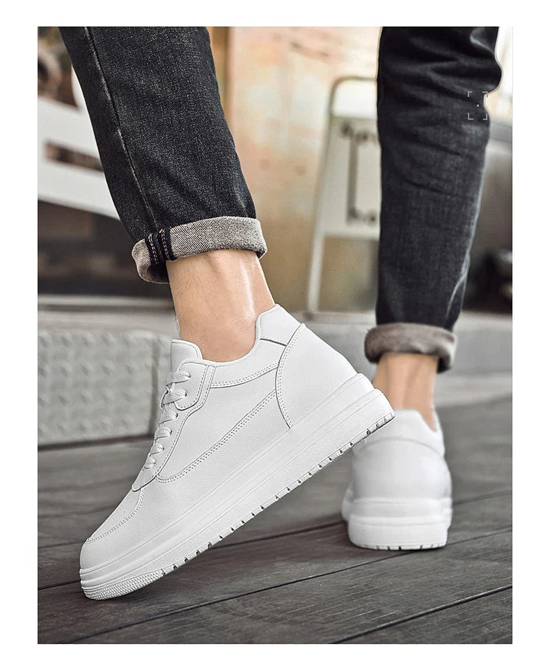 Novos sapatos masculinos invisíveis para aumentar a altura, sapatos esportivos de 6 CM-8 CM-10 CM, sapatos esportivos de couro branco para homens, tamanhos ampliados 36-46