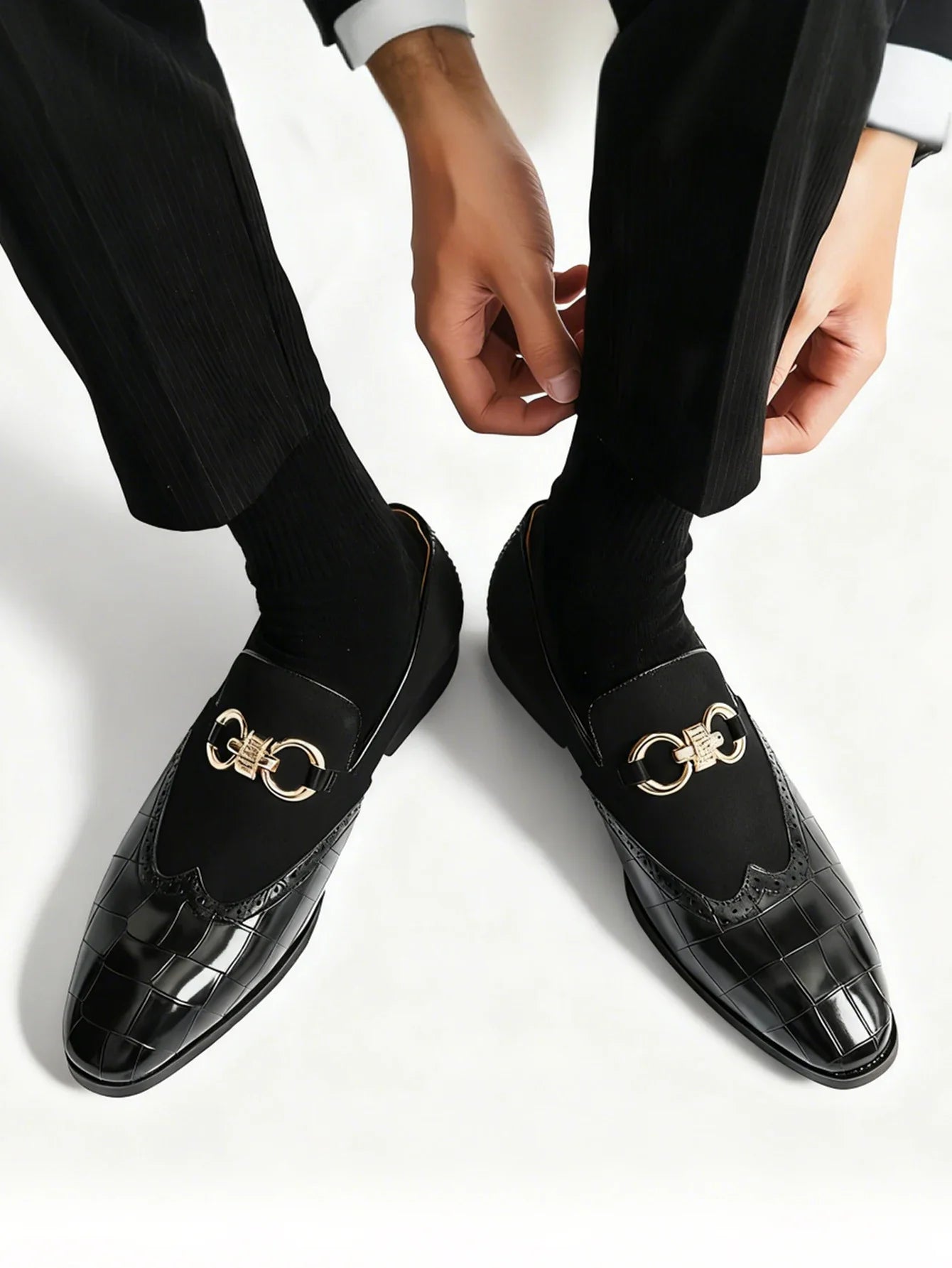 Men's Formal Leather Shoes British Style Slip On Loafers Pointed Toe Breathable Non-Slip Business Elegant Dress Wedding Office