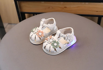 Girls Summer Fashion Light Hollow Breathable Sandals Toe Anti Kick Children Princess Shoes Toddler Toe Flower Toddler Shoes