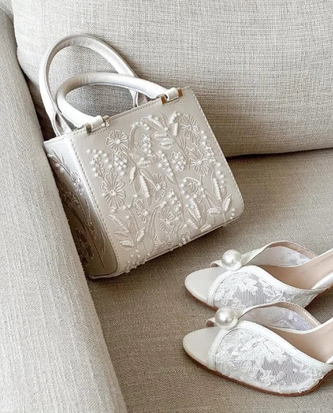 Bolsa Tote Mini Duffel Pérola, Bolsa Transversal Feminina com Correntes, Bolsa Pequena Elegante Designer de Luxo Feminina