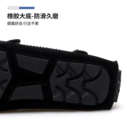 Sapatos Masculinos 2025 Novos Feitos à Mão Gorro Sola Macia Slip-On Casual Sapatos Preguiçosos Respiráveis ​​Trbottomy Mais Fáceis de Combinar Tamanho Grande