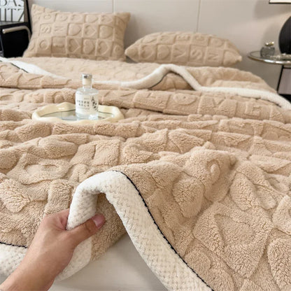 Winter Thick Lamb Fleece Blanket Solid Color Hibiscus Nap Blanket Coral Fleece Heart Shap Sofa Mat  A Grade Cotton Bed Sheets