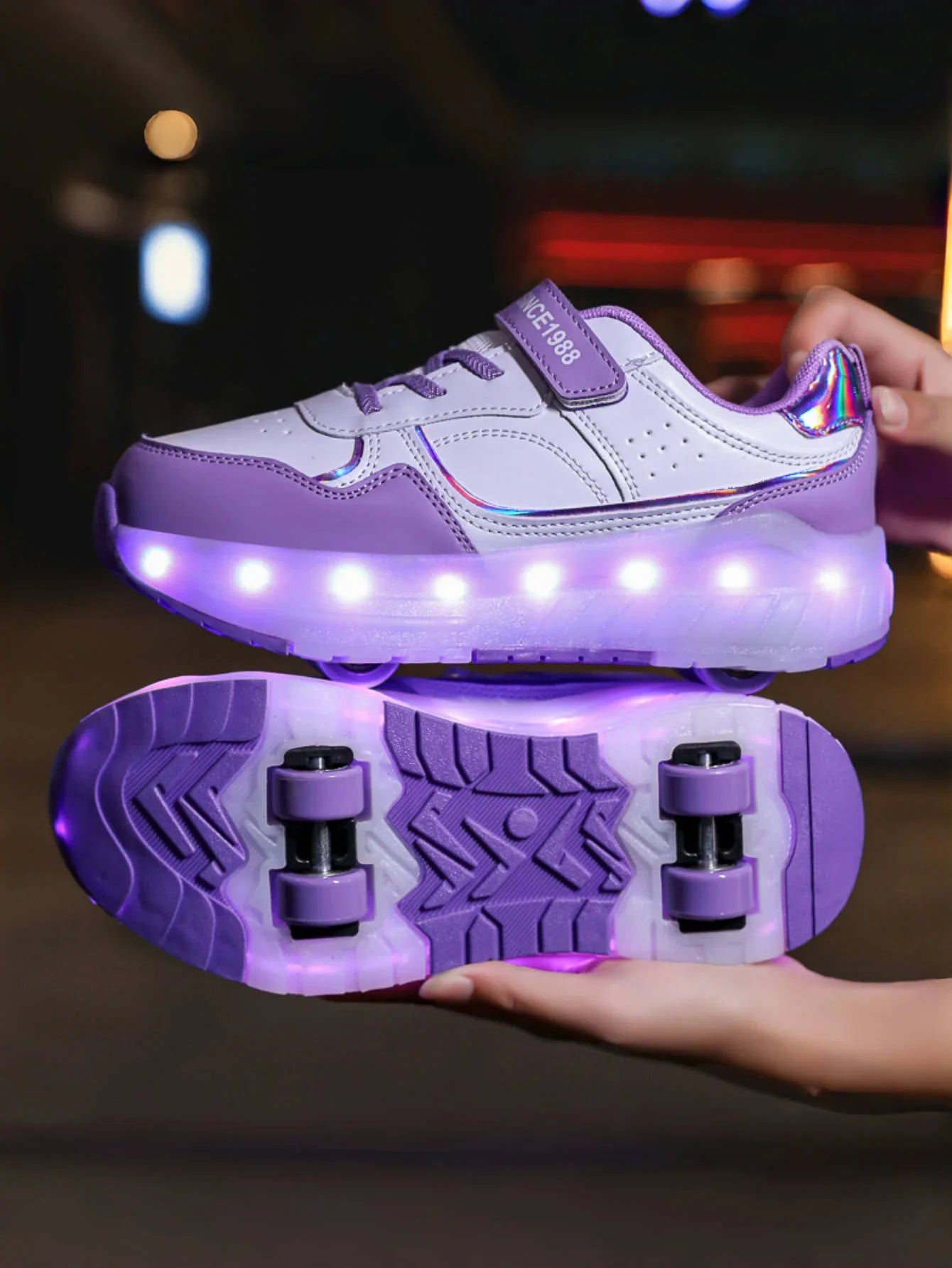 Popular and fashionable children's and teenagers' walking shoes upgraded version enhances stability, detachable dual-use sports