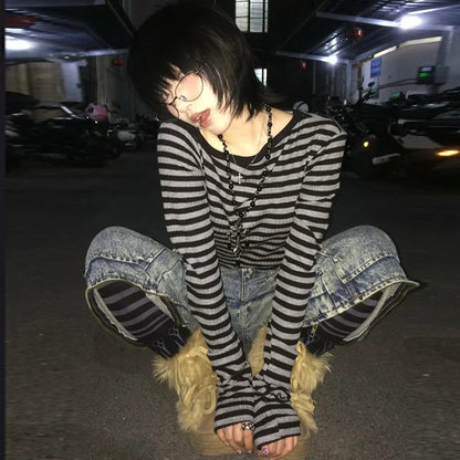 Y2k T-shirt Women Long Sleeve Off Shoulder Striped Crop Tops Y2k Grunge 2000s Aesthetic Streetwear T Shirts
