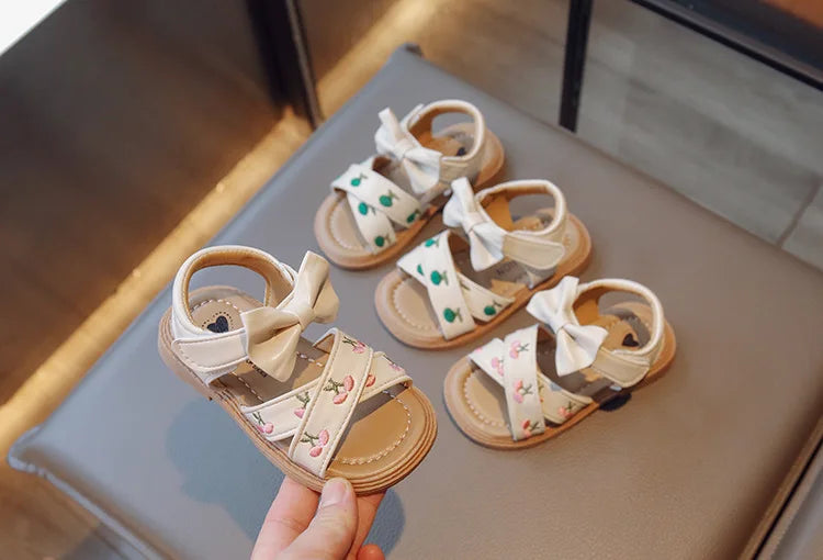 Baby Girls Leather Sandals Princess Sweet Kids Beach Sandals Summer New Children Toddlers Bow Sandals Embroidery Fruit Fashion