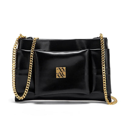 Leather Luxe Sleek Shoulder Bags Gold-Plated Logos Durable Chain Straps Merge High-End Craftsmanship with Urban Style