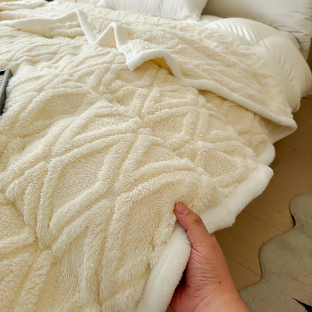 Soft Warm Lamb Fleece Blanket for Bed Sofa Winter Fall and Winter Cozy Flannel Cover for Office Nap Air Conditioning