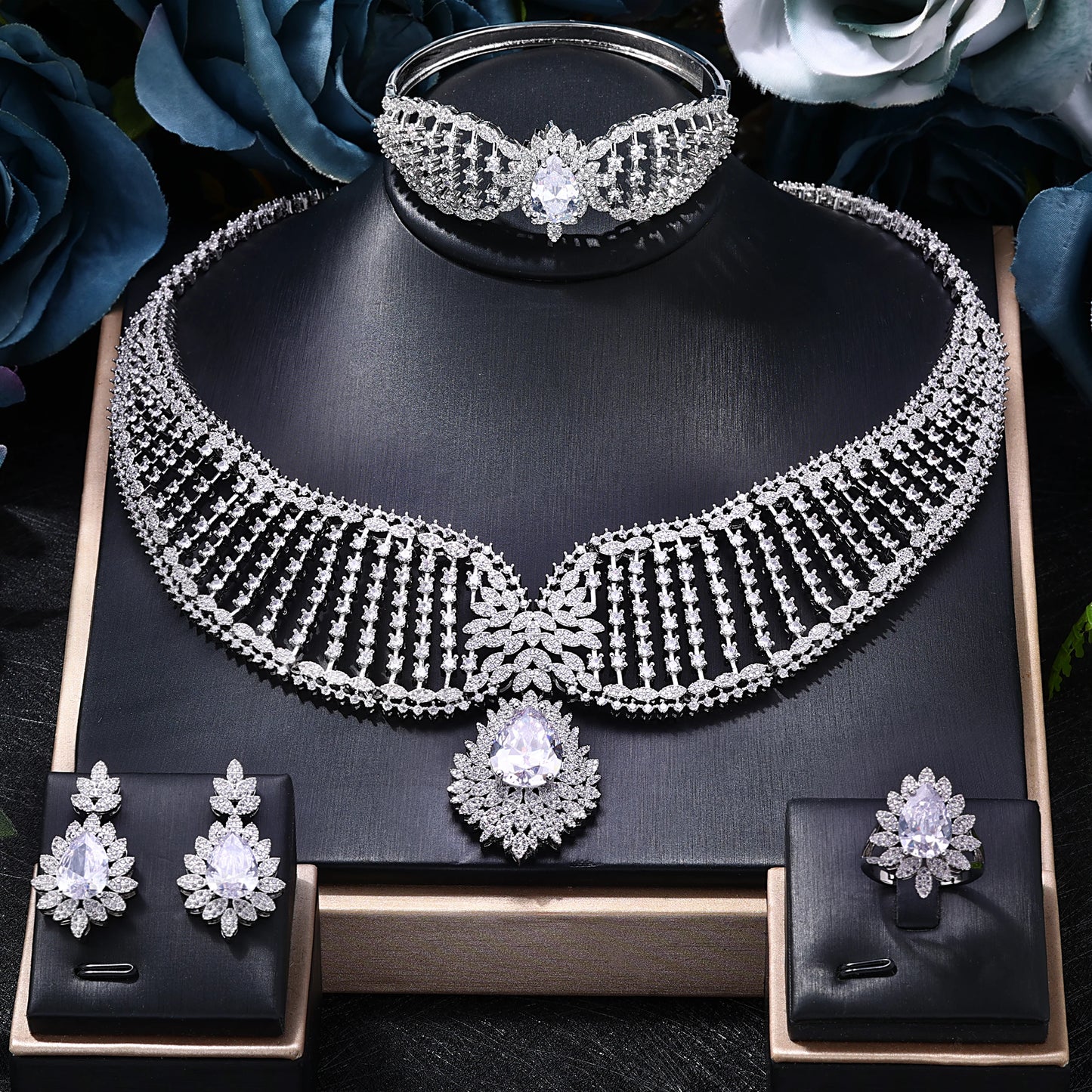 2023 New Dubai 4-Piece Jewelry Set Angel Design Bride Necklace Earring Set AAA Cubic Zirconia Women's Wedding Accessories