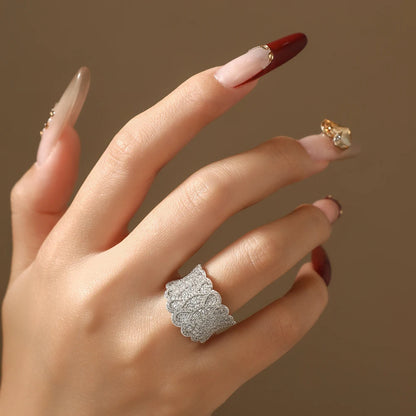 Luxury Paved Moissanite Rings forWomen 925 Sterling Silver Wavy Statement Engagement Ring Bridal Cocktail Party Jewelry