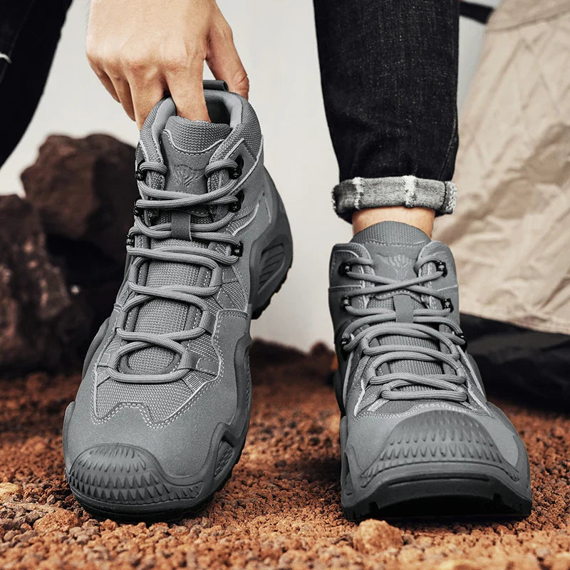 Men's winter high top shoes mid top waterproof and anti slip hiking shoes ultra light work boots tactical boots desert boots