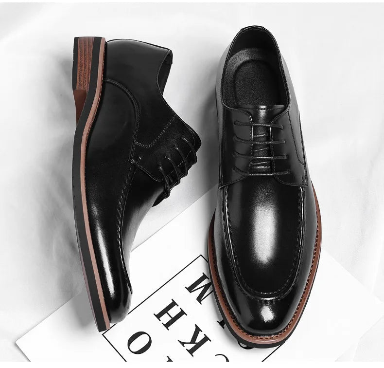 Fashion Designer's New Gentleman's Brown and Black Lace-up Men's Formal Leather Shoes