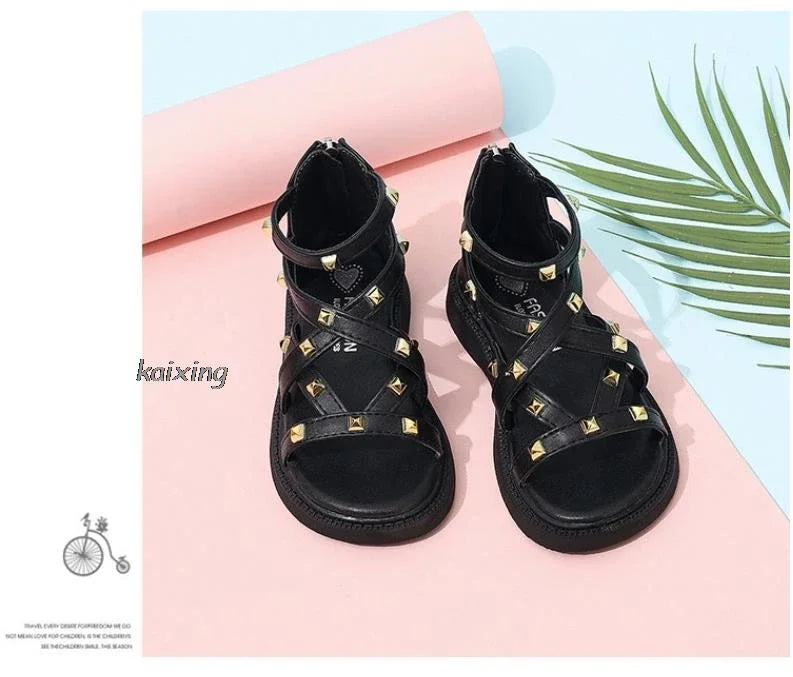 Summer New Kids Sandals Girls Princess Rivet Sandals Soft Children Beach Shoes Fashion Roman Sandals Size 21-36 Versatile