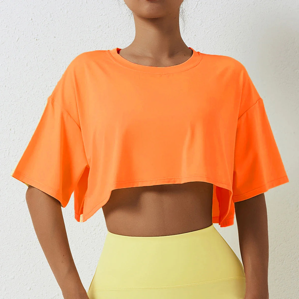 Camiseta Esportiva Feminina de Algodão Manga Curta Dança Corrida Yoga Fitness Cropped Top Mostrando o Umbigo Novo Solto para Academia