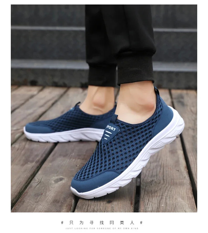Lightweight Men Casual Shoes Breathable Slip on Male Casual Sneakers Anti-slip Men's Flats Outdoor Walking Shoes Size 39-46