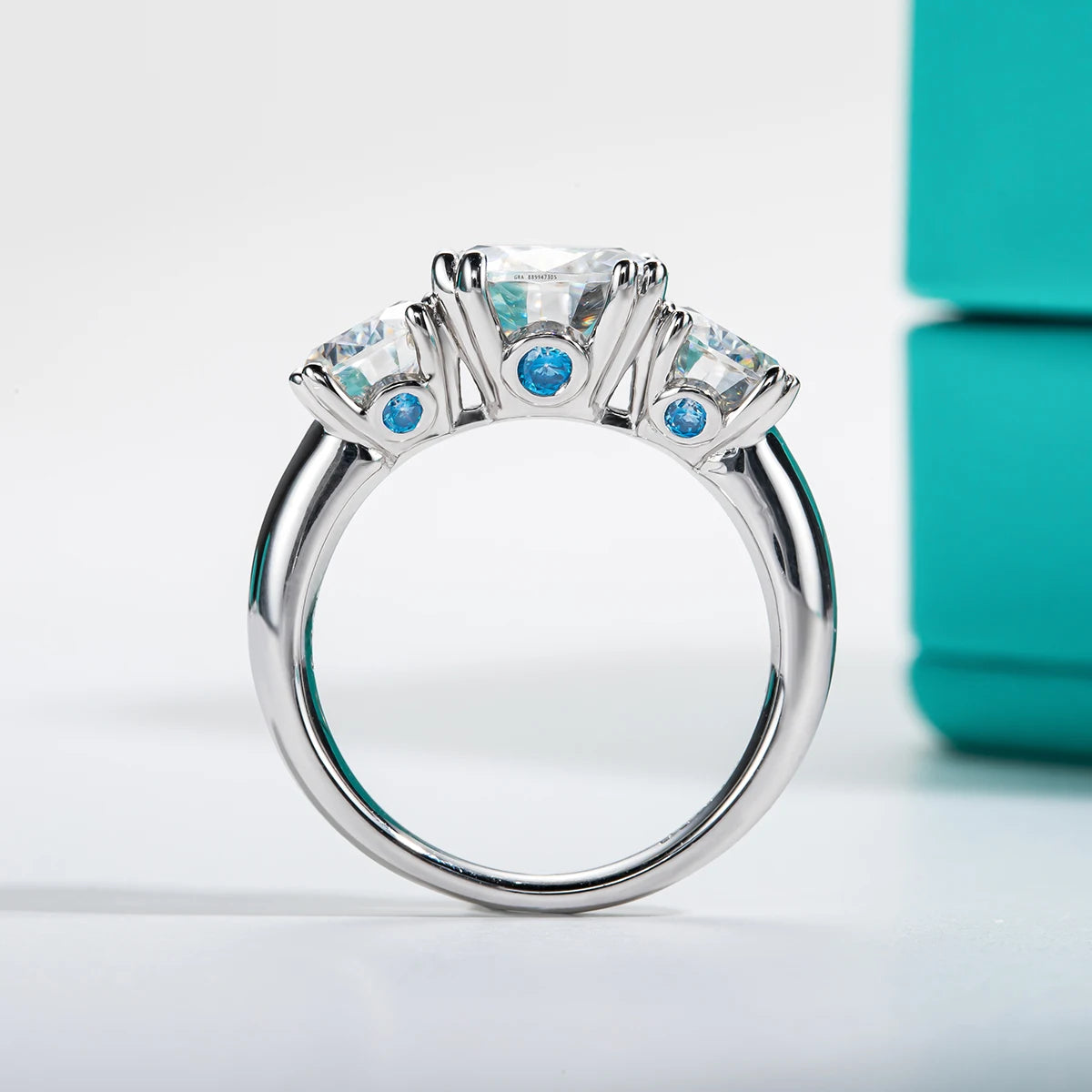 5cttw D Color Moissanite Luxury Three Stone Engagement Ring 925 Silver Rings 18K Gold Plated Customs Jewelry Wholesale