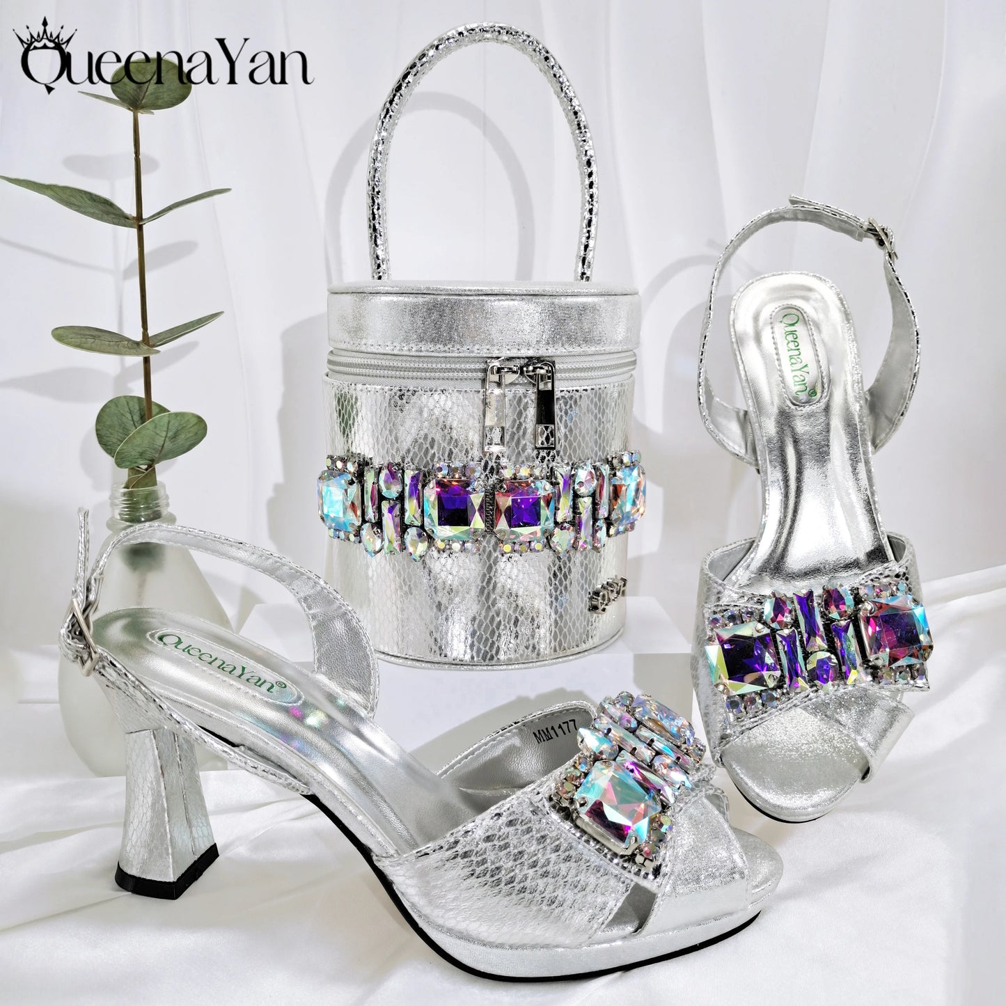 Fashionable New Gold Open Toe Women's Sandals with Matching Bucket Bag Set Perfect for Weddings and Parties