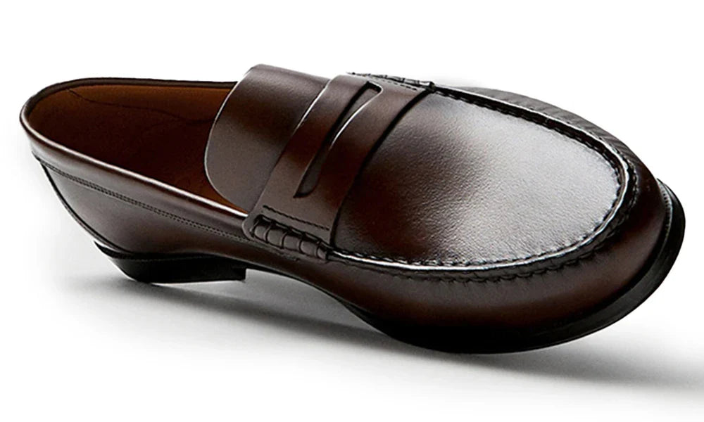 Vintage Calf Leather Loafers Breathable Slip on Moccasins Driving Designer Casual Cowhide Shoes for Men