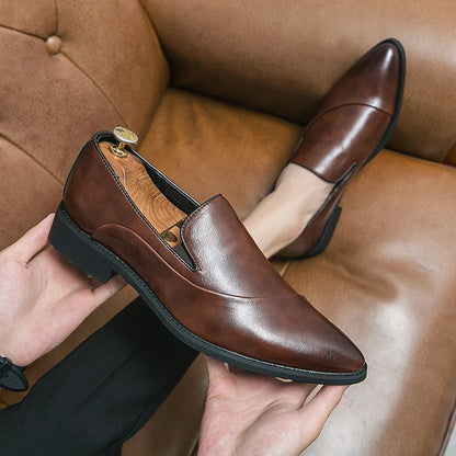 Casual Leather Shoes Large Size Men Business Shoes 2026 New Slip on Pointed leather Loafers Hand Polished Leather Casual Shoes