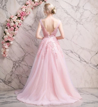 Gorgeous Pearl Pink Evening Dresses Illusion Strap Lace Appliques Square Neck V-Backless Gowns Slim A-Line Maxi Party Prom Dress