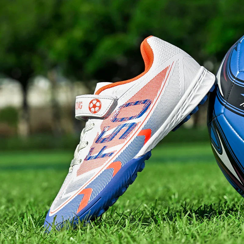 New Kid Football Boots Professional Match Match Boys Soccer Shoes Sports Shoes Non-Slip Sneakers Outdoor Comfortable Unisex