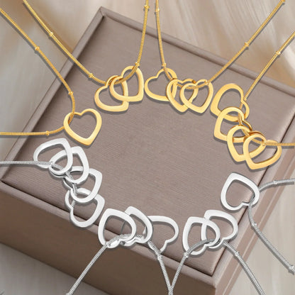 Family Name Necklace With 1-4 Hearts for Mother Custom Mother's Day and Valentine's Day Gift