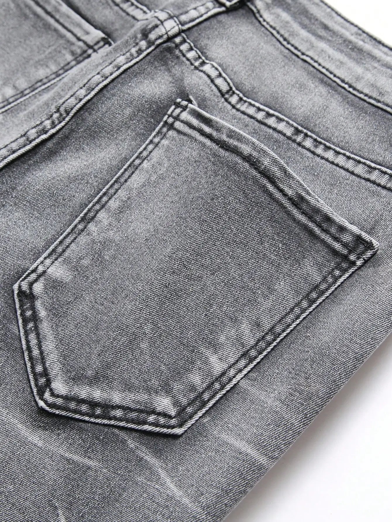 Calça Jeans Masculina Elástica Streetwear Rasgada Patchwork com Furos Calça Casual com Elástico na Cintura Jeans Destruído Slim Reta