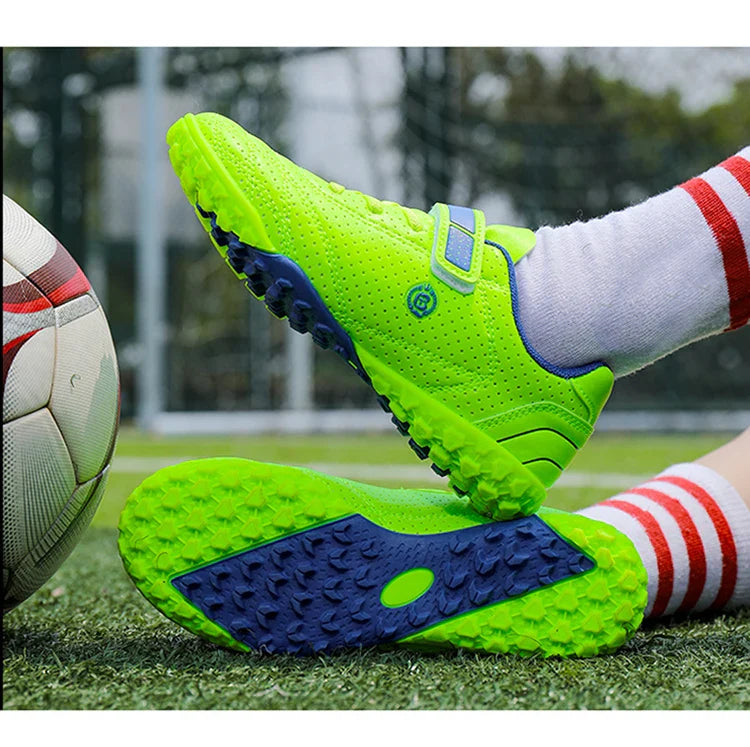 Children's Boys Low-Top Football Shoes Summer Breathable Sport Training Sneakers Outdoor Youth Turf Soccer Shoes