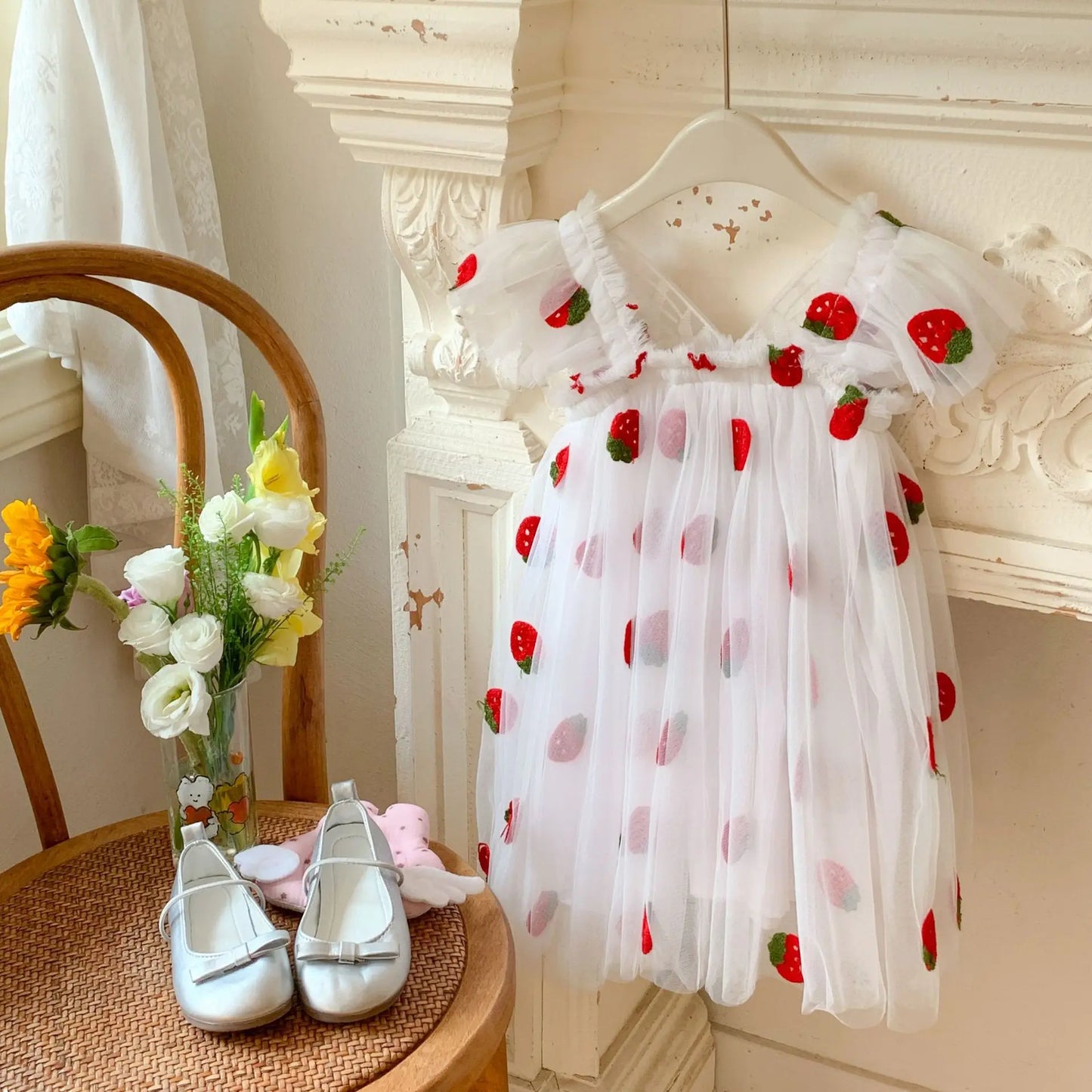 Novo Vestido Infantil de Verão com Asas - Vestido de Tule Bordado sem Mangas, Vestido Doce de Princesa para Meninas, Atacado
