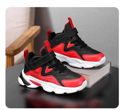 A pair of children's four-season leather upper high-top sports shoes, wear-resistant casual shoes, size 28-38，YX-024
