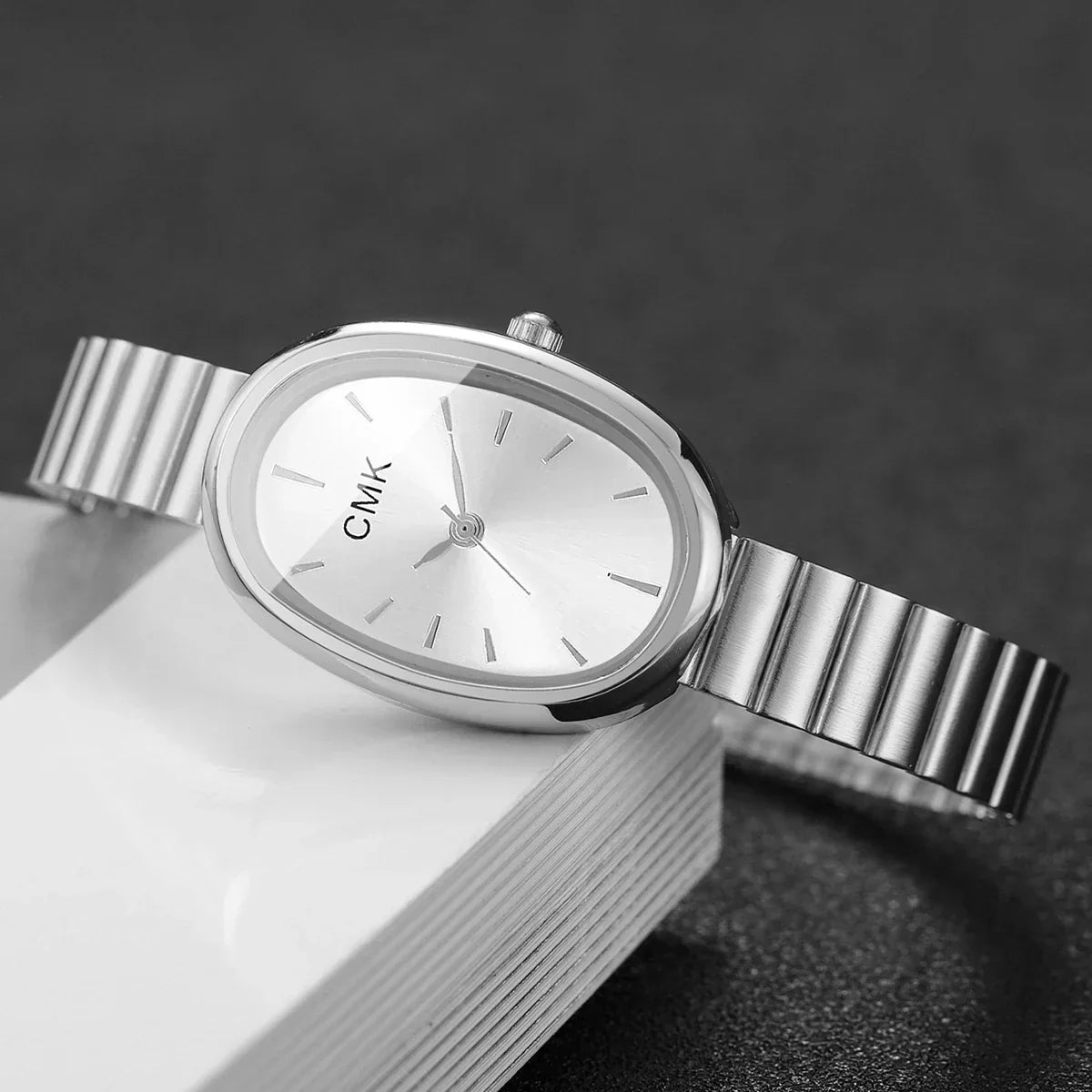 Fashion Oval Dial Women Watches Ultra-thin Strap Analog Quartz Wristwatch Girls Clock Reloj Mujer（Without Box）
