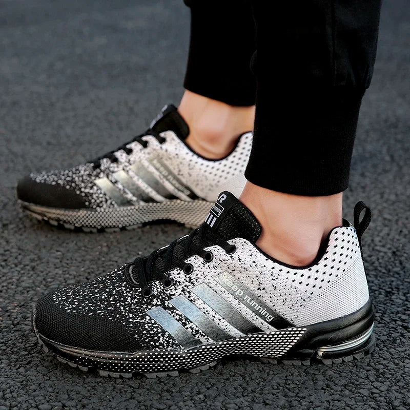 Men's and women's flying mesh surface spring summer breathable casual sports shoes flat vulcanized couple running big size48