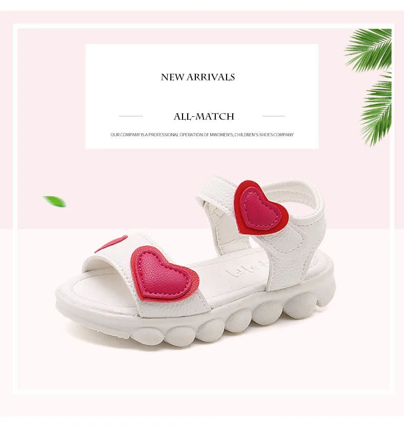 Lovely Heart Shape Children Sandals for Girls 2026 Summer Open Toe Sandals Kids Girls New Arrival Baby Girl Beach Shoes I03123