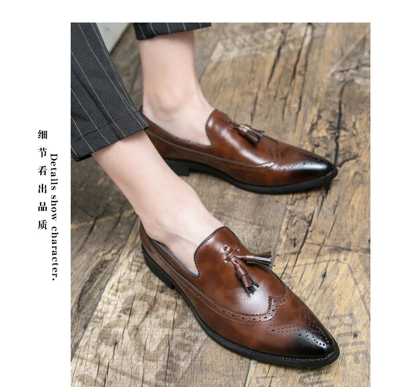 Pointed Toe Brogues Shoes Men Classic Casual Business Leather Shoes For Men Formal Social Party Leather Tassel Loafers Male