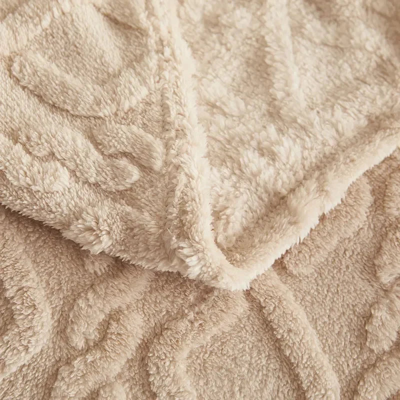 Fluffy Coral Velvet Blanket Flannel Plush Comfortable Thickened and Warm Soft Sofa Throw Blanket for Air-Conditioned Room Luxury