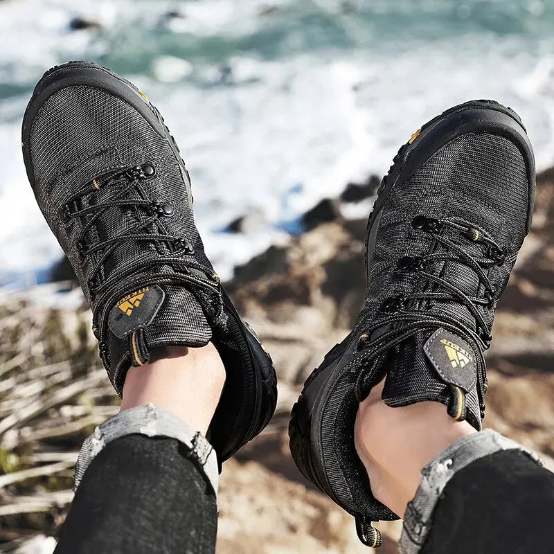 Four-Season Men's Hiking Shoes Outdoor Sports Genuine Leather Wear-Resistant Climbing Shoes Rubber Sole Trekking Sneaker