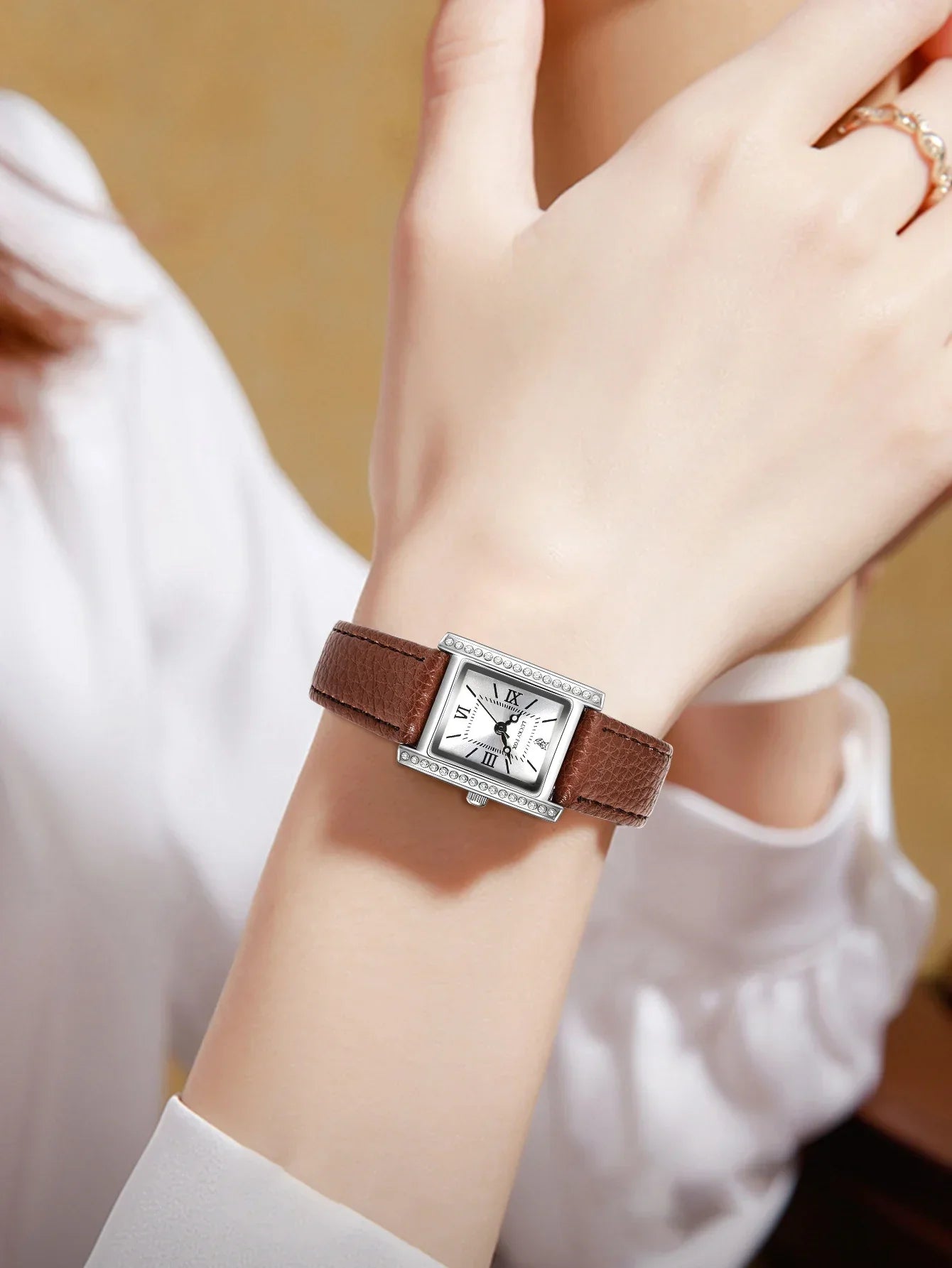 Woman Watches Diamond design Laides Quartz Wristwatches Elegant Women's Clock Luxury watch