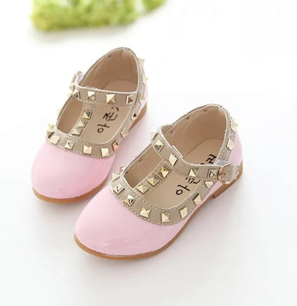 Girls Shoes Spring Children Shoes Girl Rivets Princess Autumn Toddler Girls Kids Flat Shoes T-Tied Style Girls Summer Sandals